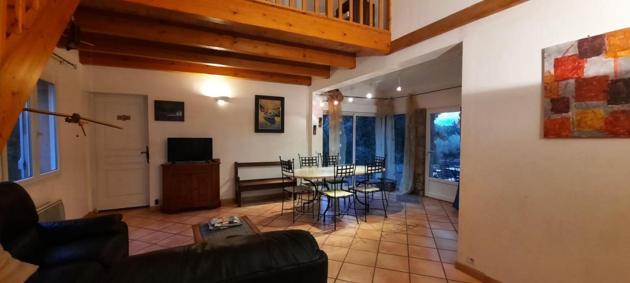 Holiday home Domaine De L'echappee Belle Entrecasteaux